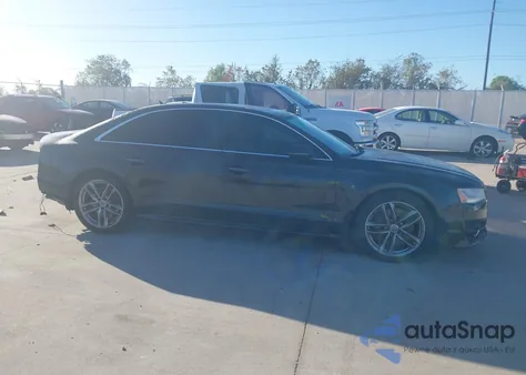2017 Audi A8 L 4.0T Sport z USA, uszkodzony, nr VIN WAU43AFD2HN021047